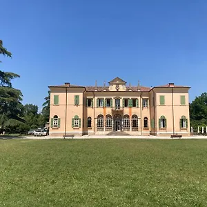 Casa Buri , Verona Italia